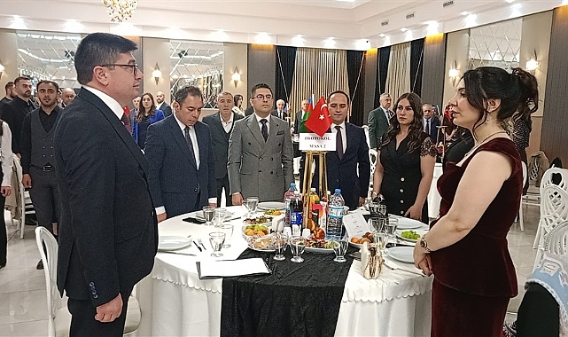 Azerbaycan Cumhuriyeti 108 yaşında
