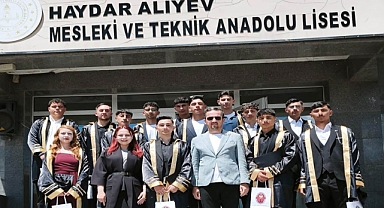 Kars’ın ilk veteriner sağlık teknisyenleri mezun oldu