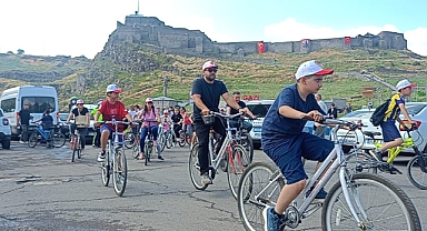 Pedallar, 15 Temmuz şehitleri için çevrildi