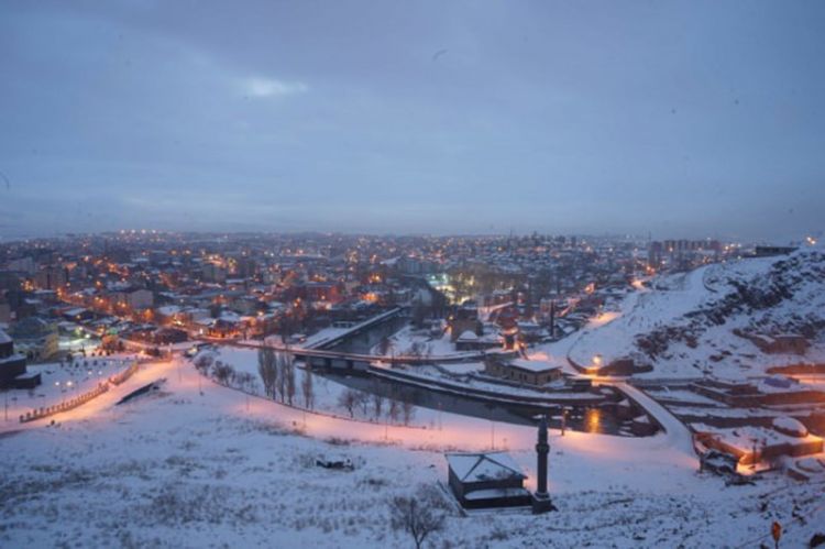 KARS HALKI MUTLU DEĞİL